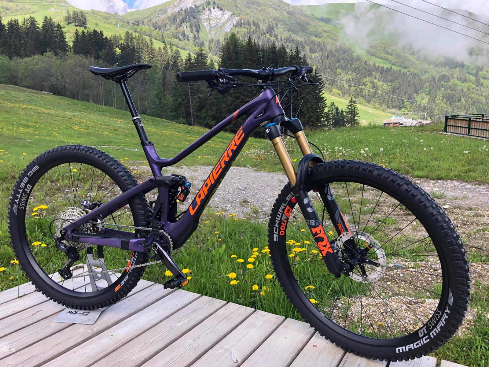 Lapierre Enduro Spicy CF 7.9 – Image 3