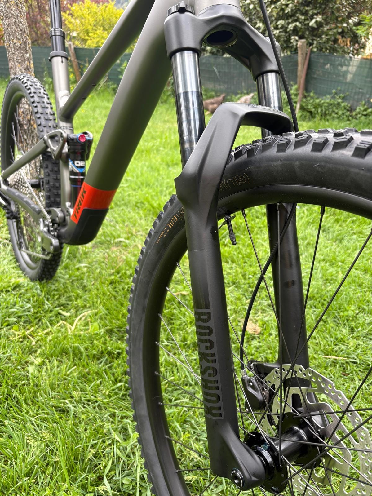 Trek Top Fuel 5 4e gen Gris Mat Mercury – Image 7